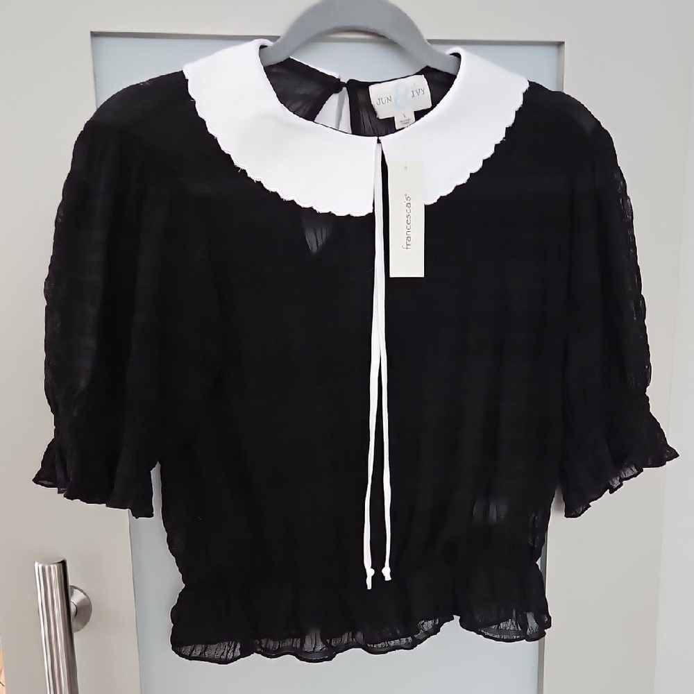 Black and White Women's Top- Jun & Ivy From FRANCESCA'S NWT